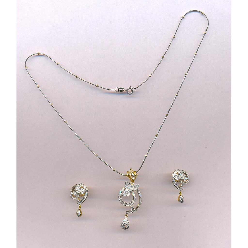 DIAMOND HALF SET PENDENT FANCY