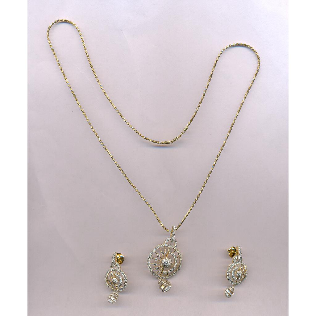 DIAMOND HALF SET PENDENT FANCY