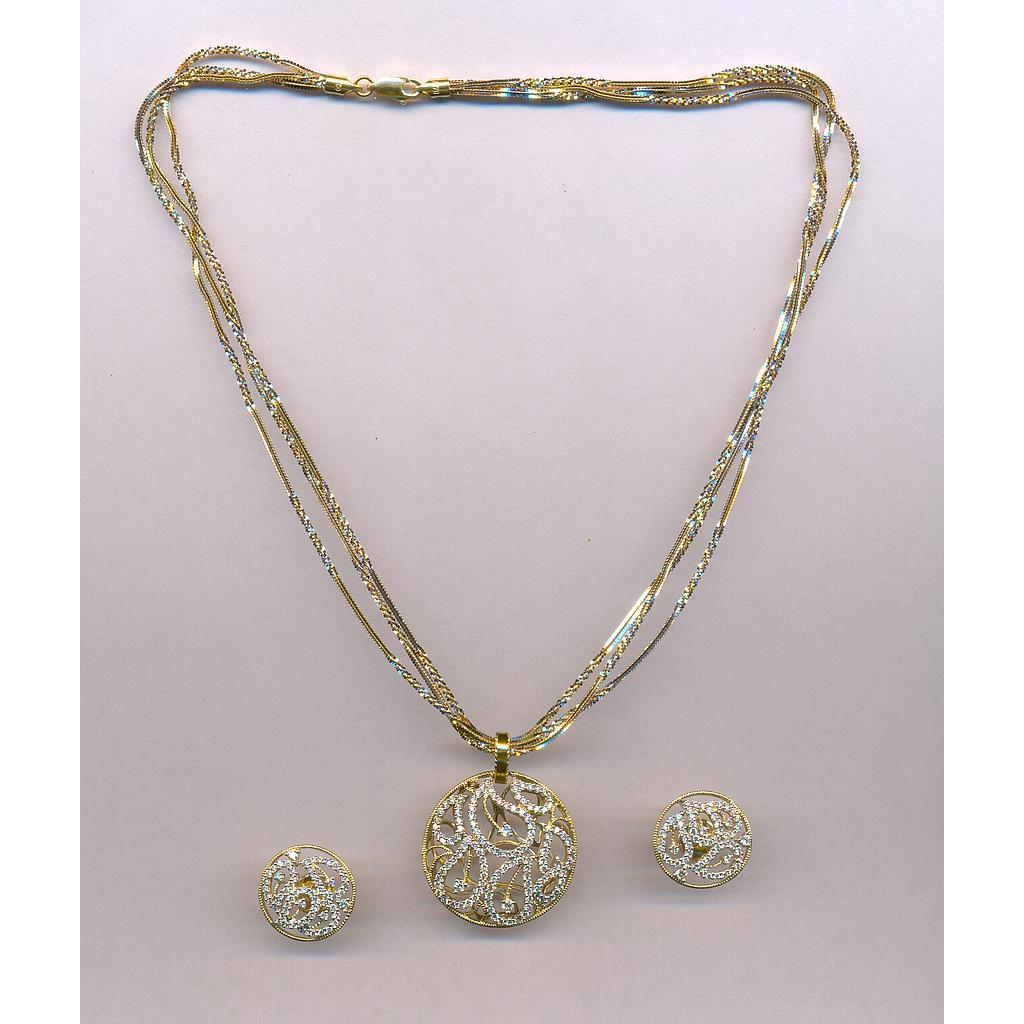 DIAMOND HALF SET PENDENT FANCY