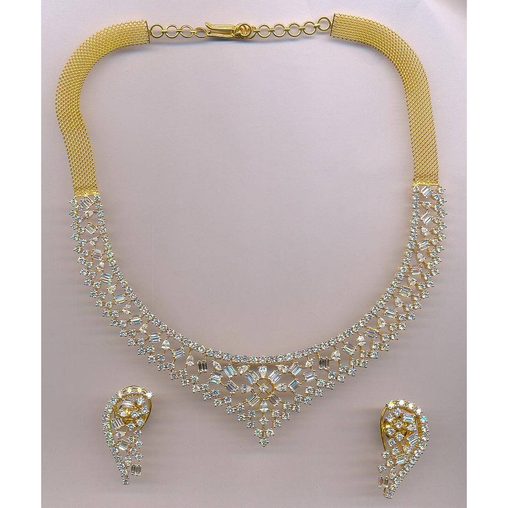 DIAMOND HALF SET ROUND FANCY