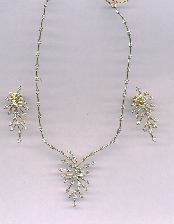 DIAMOND HALF SET ROUND FANCY