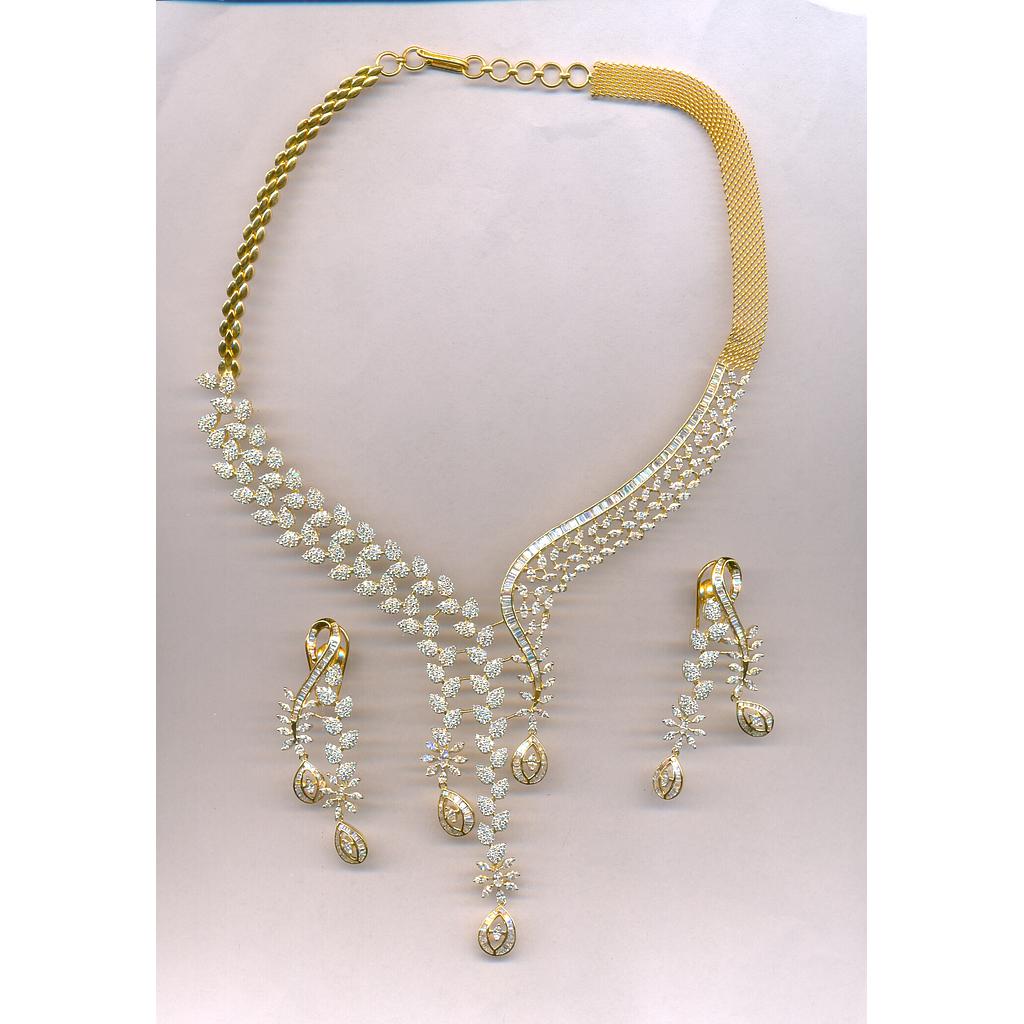 DIAMOND HALF SET ROUND FANCY