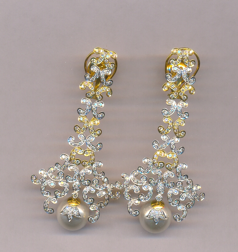 DIAMOND EARHANGING FANCY