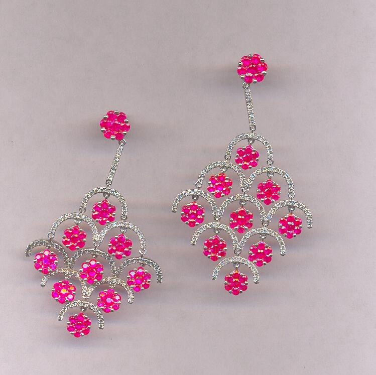 DIAMOND EARHANGING FANCY