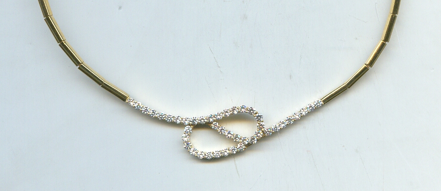 DIAMOND NECKLACE EXCLUSIVE