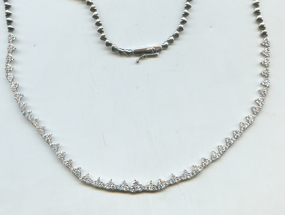 DIAMOND NECKLACE FANCY