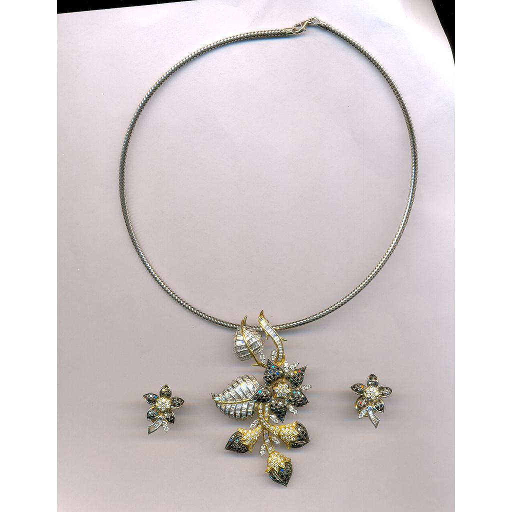 DIAMOND HALF SET PENDENT