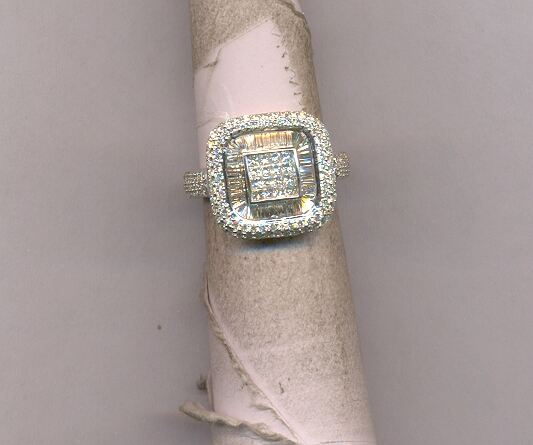 DIAMOND RING