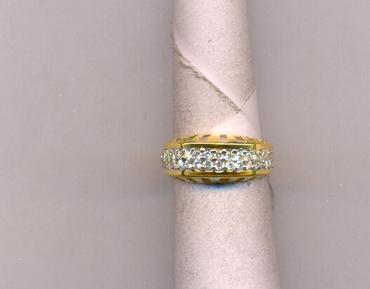 DIAMOND RING