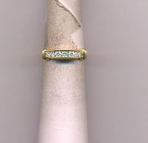 DIAMOND RING