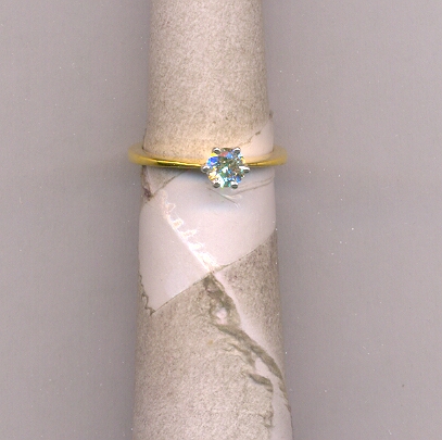 DIAMOND RING
