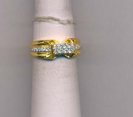 DIAMOND RING