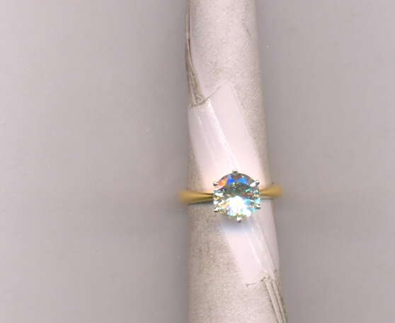 DIAMOND RING