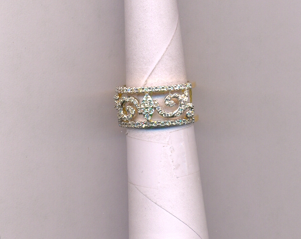 DIAMOND RING
