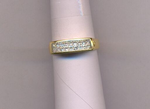 DIAMOND RING