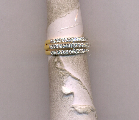 DIAMOND RING