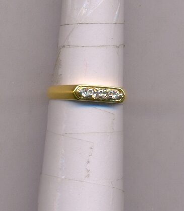 DIAMOND RING
