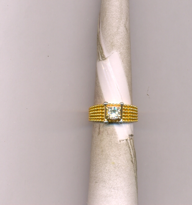 DIAMOND RING