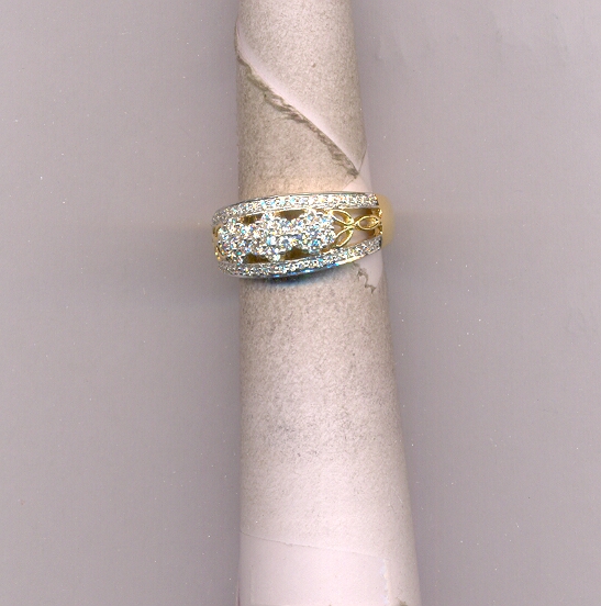 DIAMOND RING