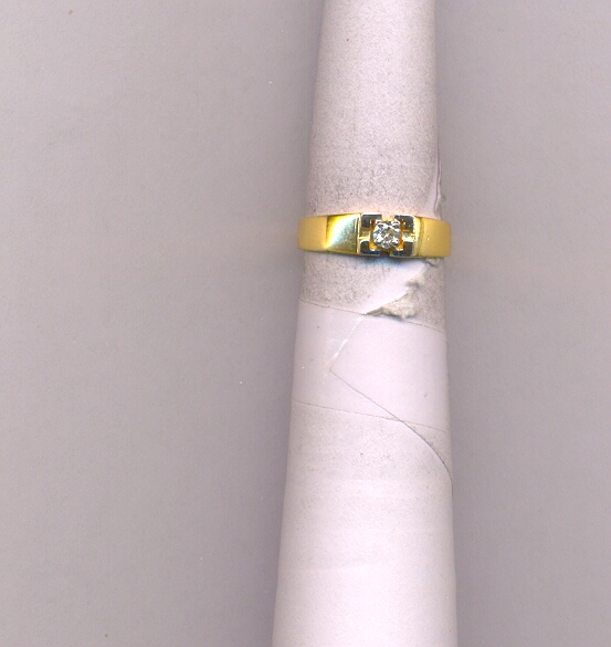 DIAMOND RING