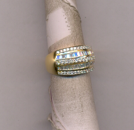 DIAMOND RING