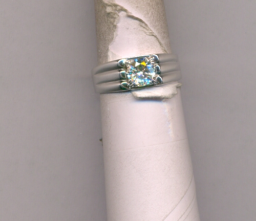 DIAMOND RING