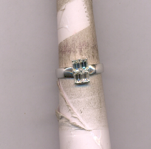 DIAMOND RING