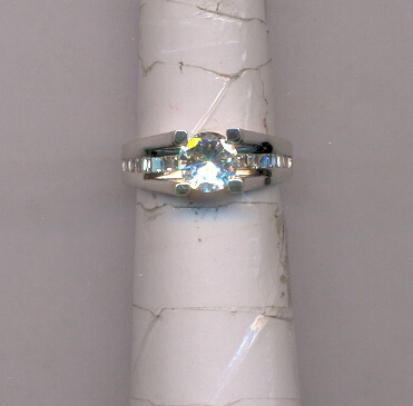 DIAMOND RING FANCY