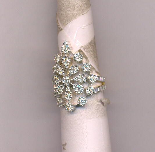 DIAMOND RING FANCY
