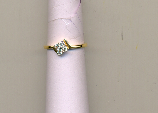 DIAMOND RING GENTS