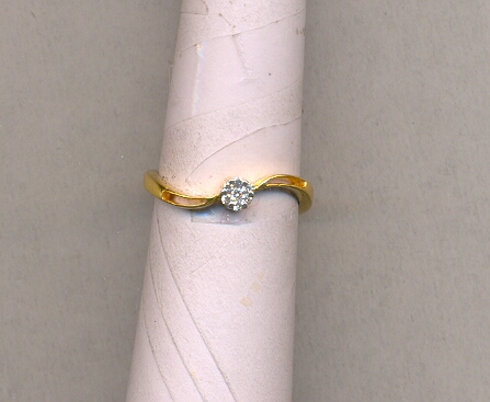 DIAMOND RING LADIES