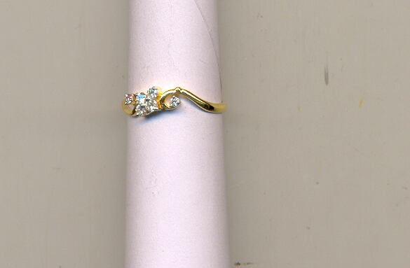 DIAMOND RING LADIES