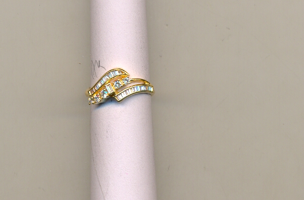 DIAMOND RING LADIES