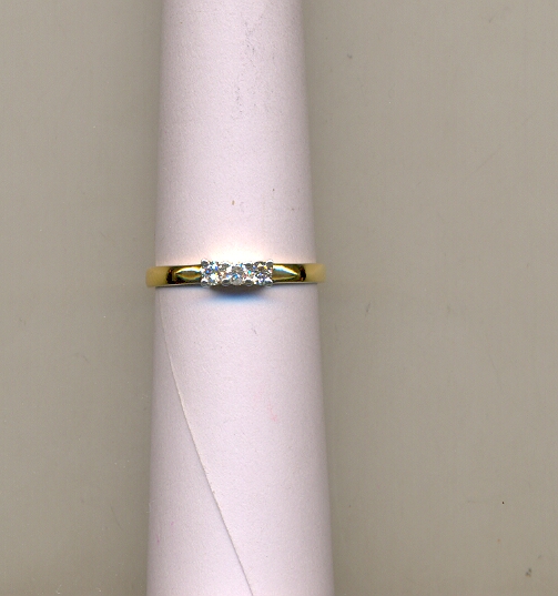 DIAMOND RING LADIES