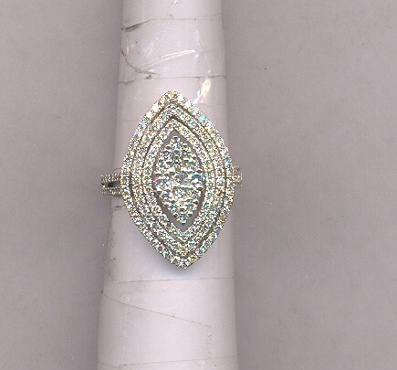 DIAMOND RING LADIES FANCY