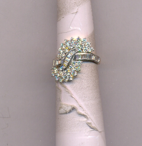 DIAMOND RING LADIES FANCY