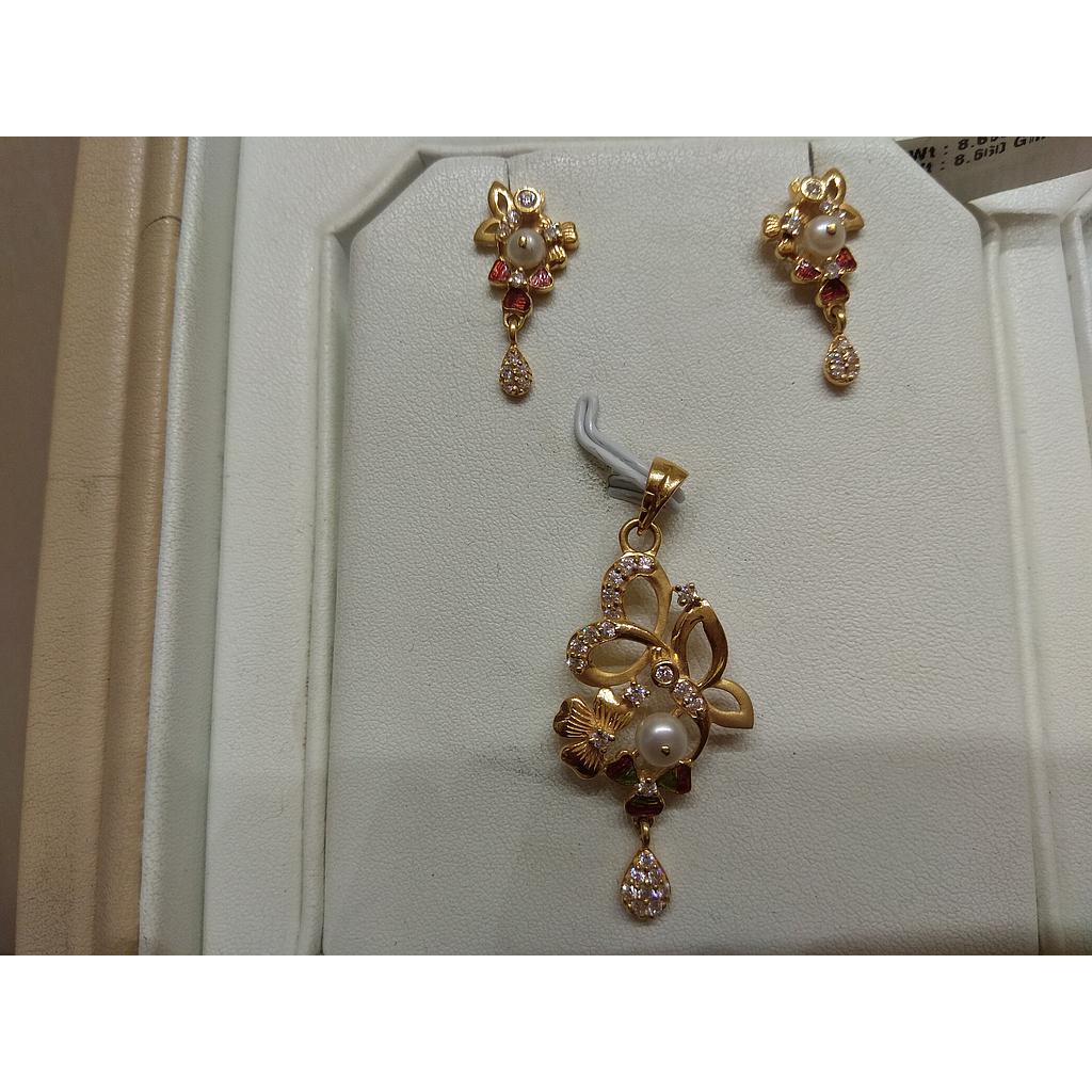 GOLD HALF SET PENDENT CASTING EXCLUSIVE