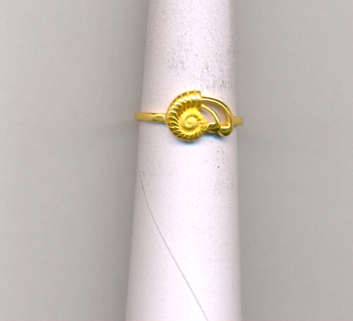 GOLD RING LADIES CASTING