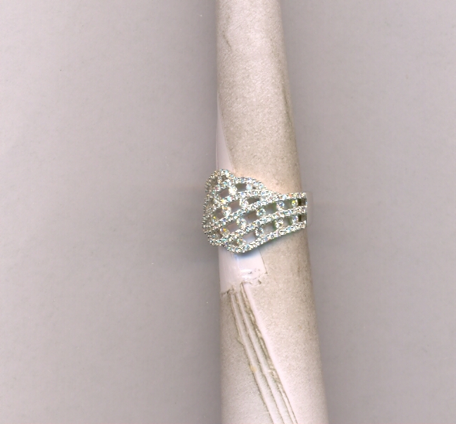 DIAMOND RING LADIES FANCY