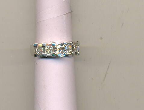 DIAMOND RING LADIES FANCY