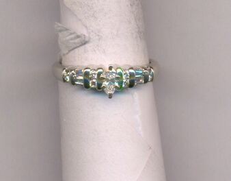 DIAMOND RING LADIES