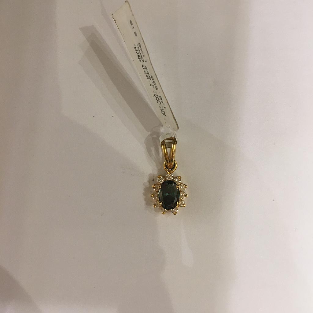 DIAMOND PENDENT