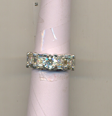 DIAMOND RING LADIES FANCY