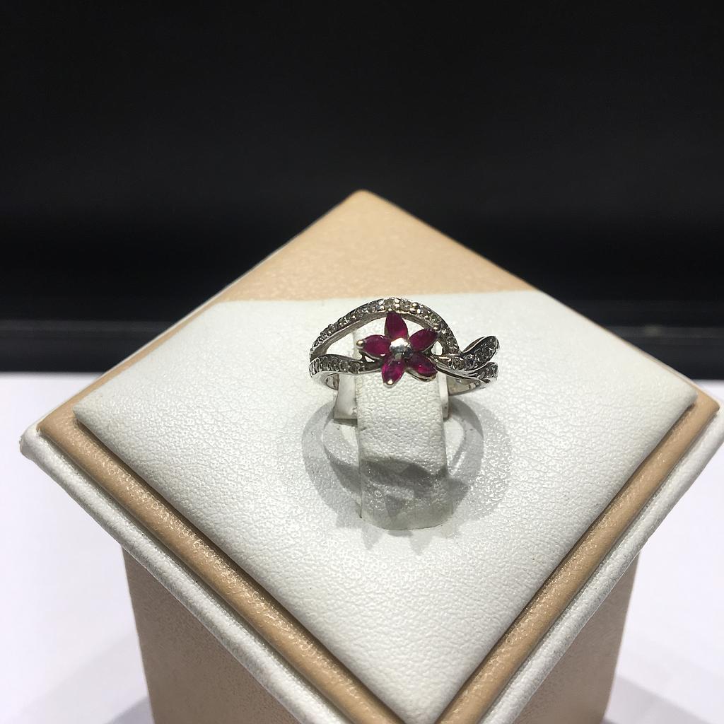 DIAMOND RING LADIES