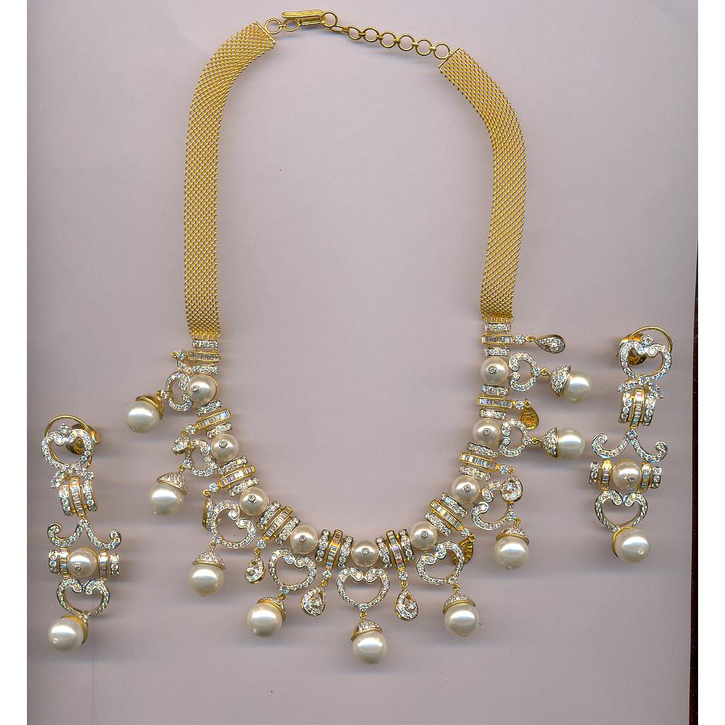 DIAMOND SET