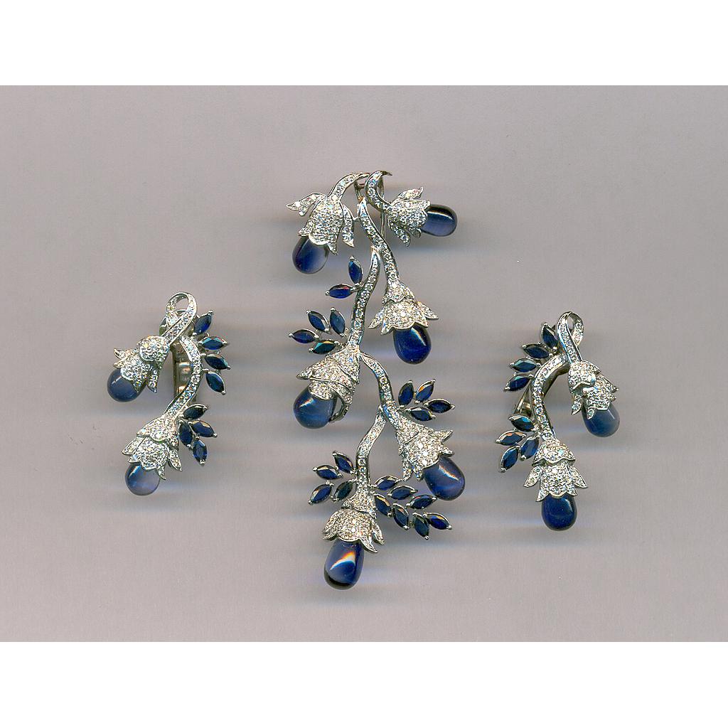 DIAMOND SET PENDENT EXCLUSIVE