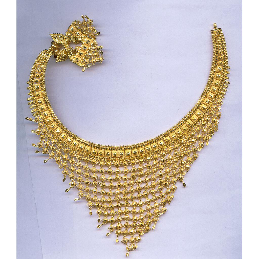DIAMOND SET PENDENT FANCY