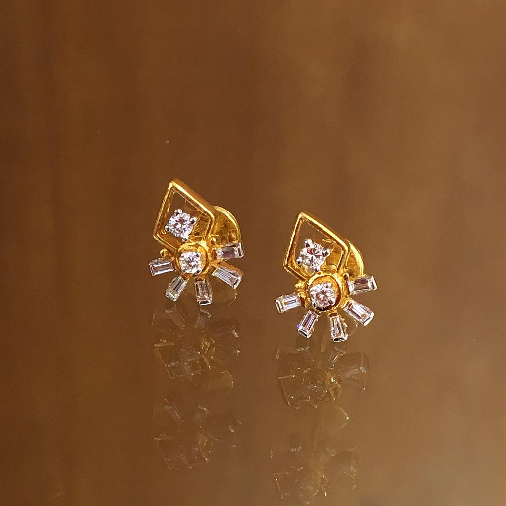 DIAMOND TOPS