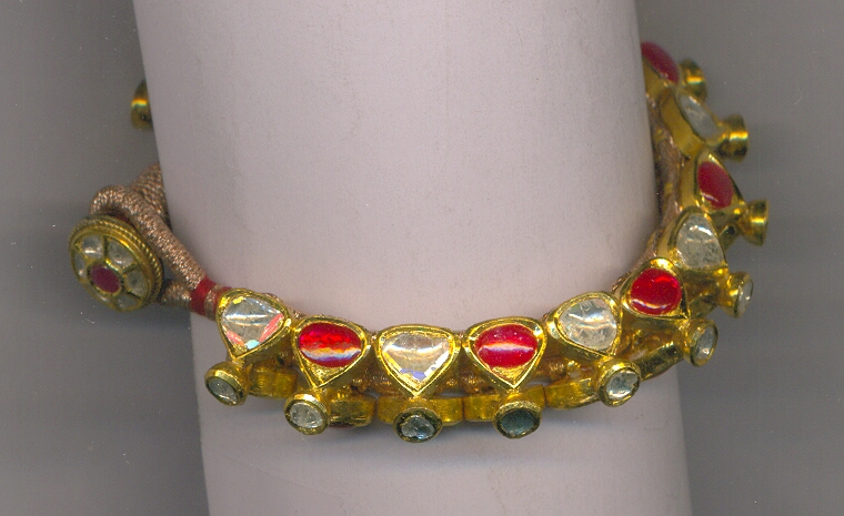 DIAMOND BANGLE JADAU
