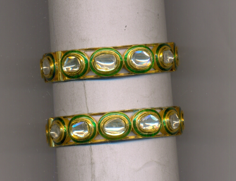 DIAMOND BANGLE JADAU